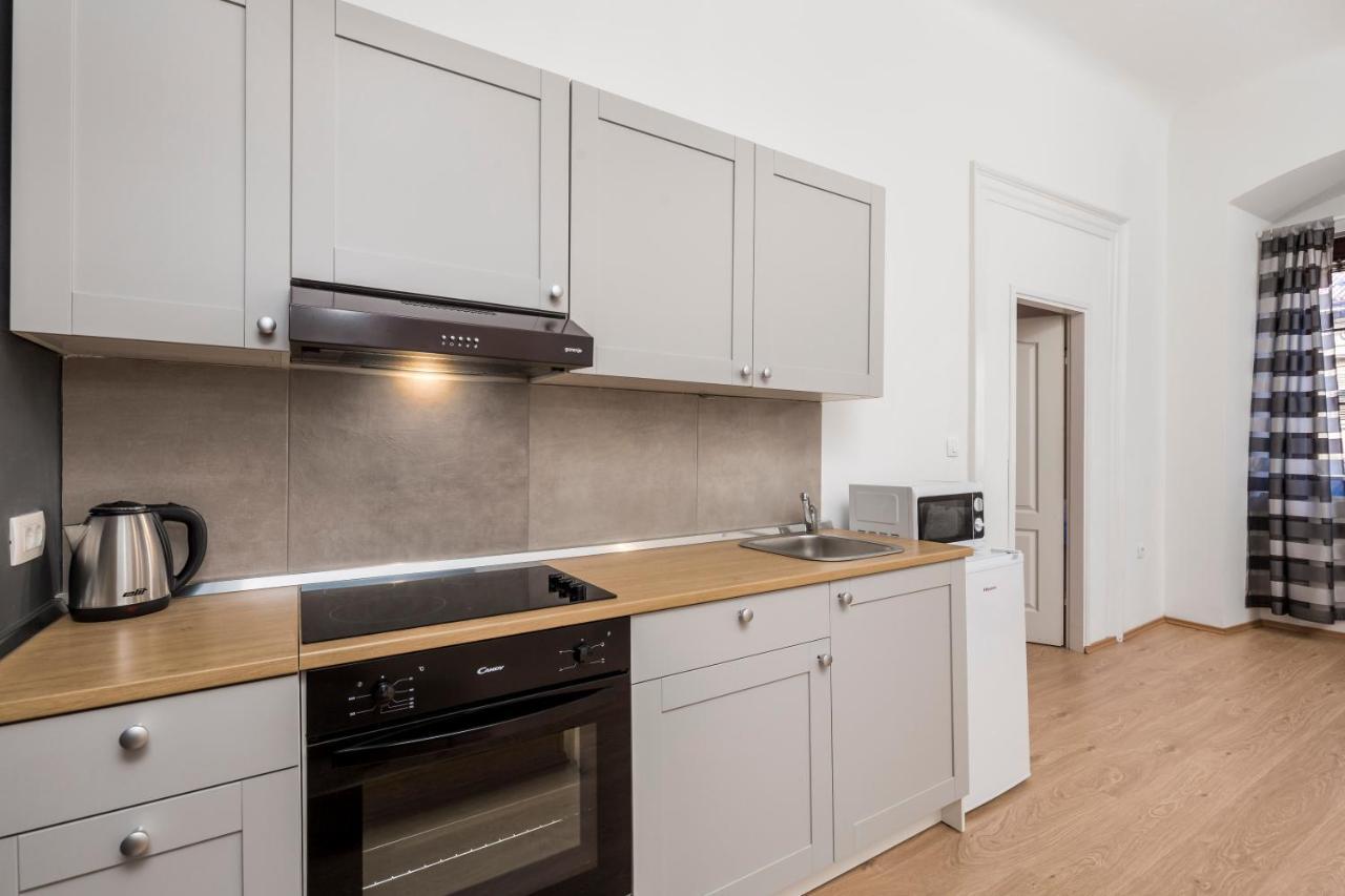 Apartment Doris Rijeka Bagian luar foto